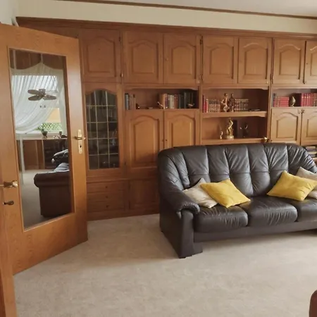 Familiennest Mit Kuschelgarten