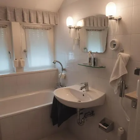 Familiennest Mit Kuschelgarten