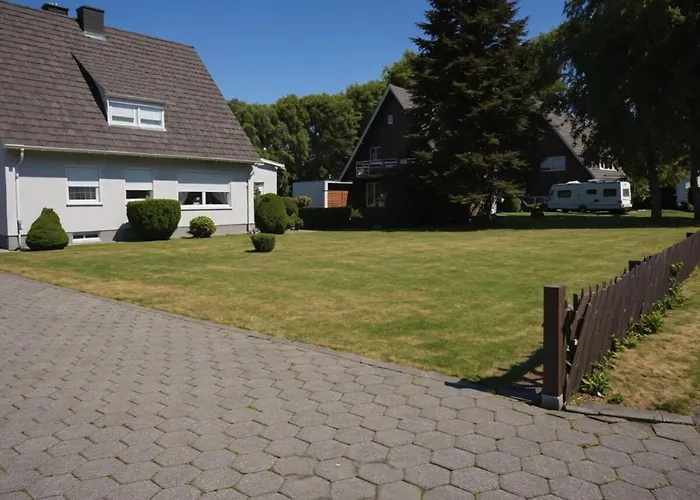 Grosszuegiges Einfamilienhaus Mit Viel Garten Hamm (North Rhine-Westphalia)