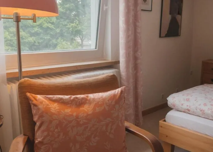 Grosszuegiges Einfamilienhaus Mit Viel Garten